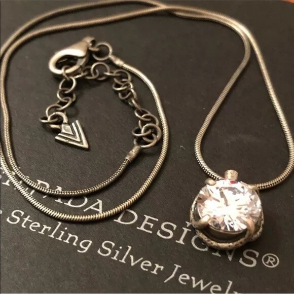 Silpada Jewelry - Silpada N1969 Center Stage Cubic Zirconia Necklace